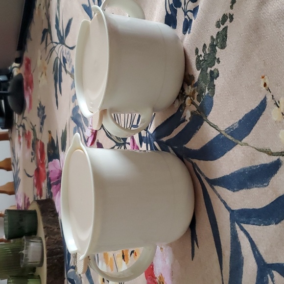 Tupperware Cream and Sugar Containers - Picture 2 of 3